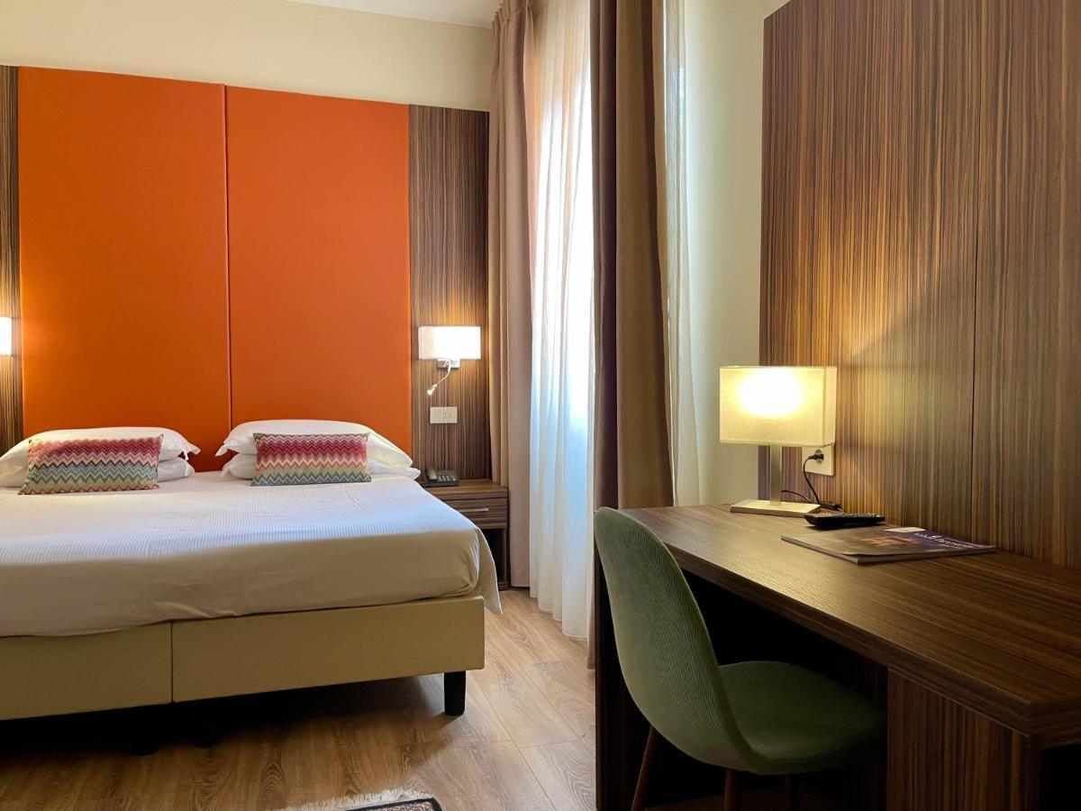 Hotel Brescia Boario Terme エクステリア 写真