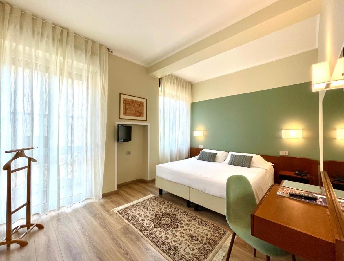 Hotel Brescia Boario Terme エクステリア 写真