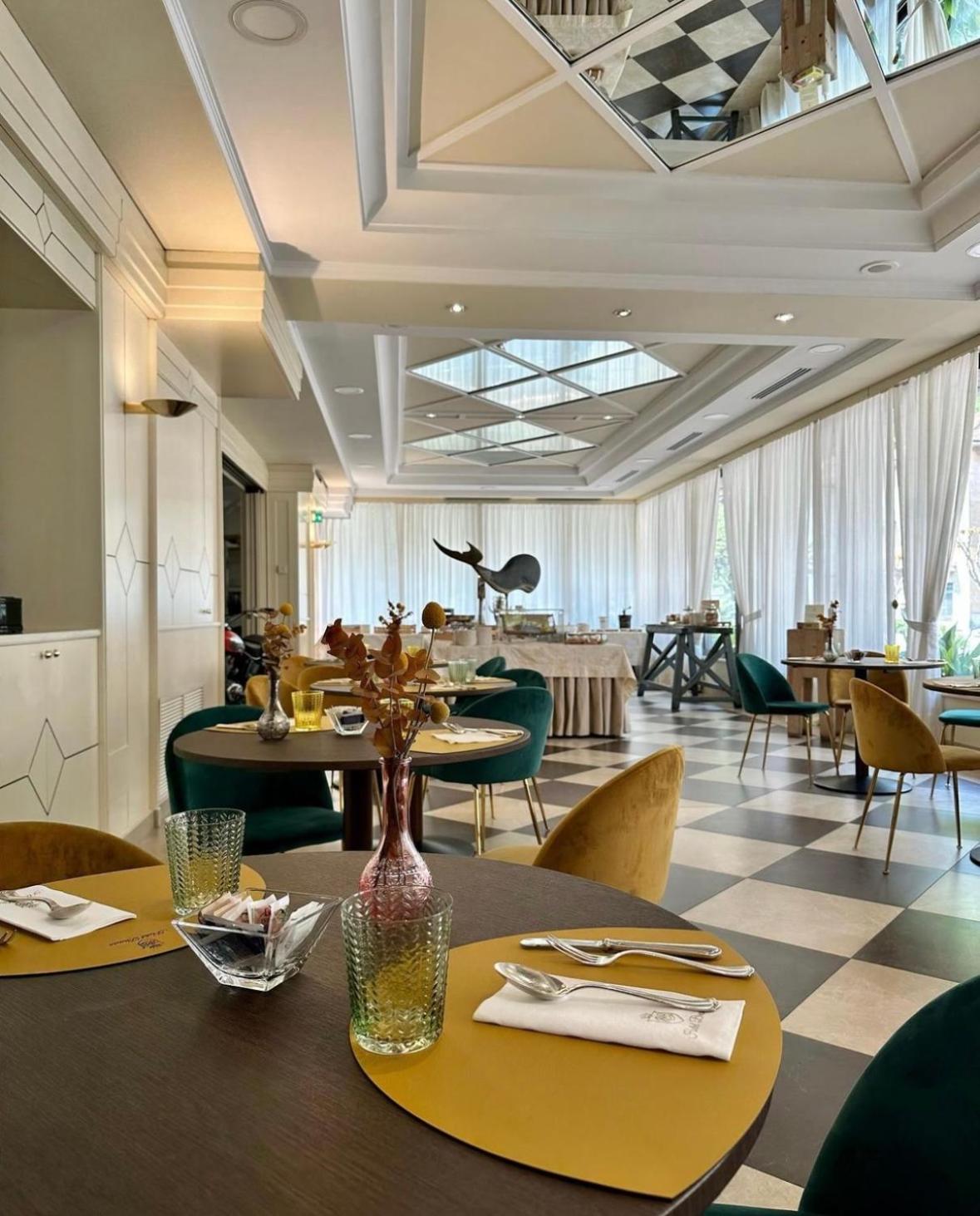 Hotel Brescia Boario Terme エクステリア 写真