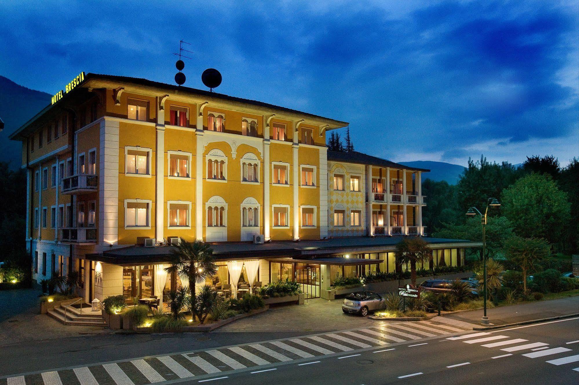 Hotel Brescia Boario Terme エクステリア 写真